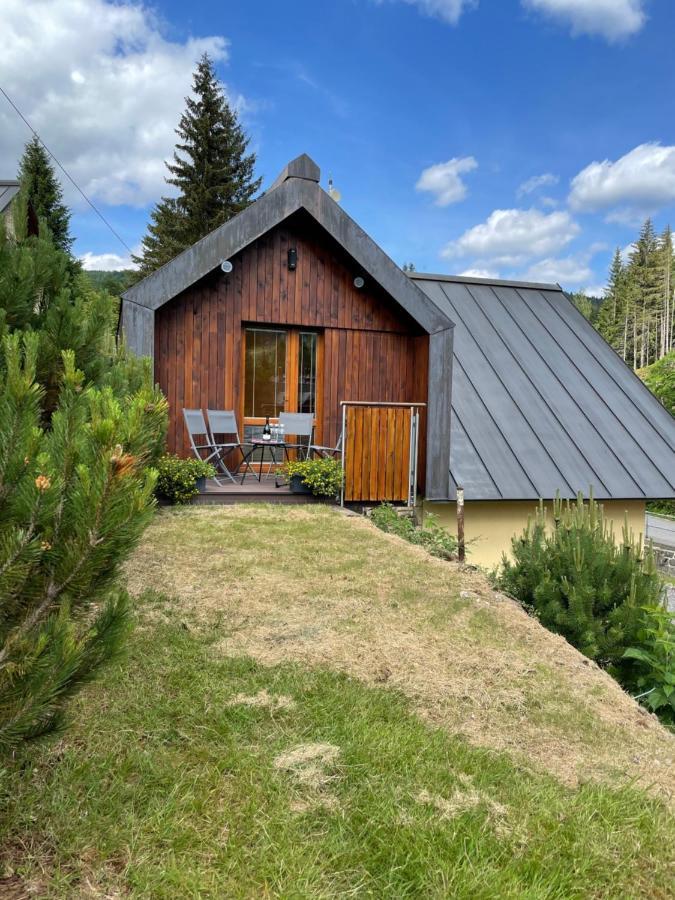 Garage Harrachov Apartamento Exterior foto